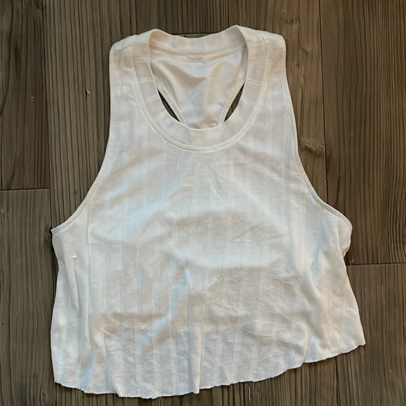 ALO Yoga Tops - Alo Ethereal Crop Tank - White